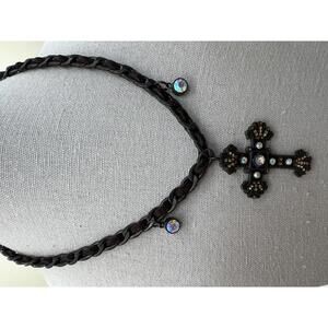 Vintage Style Cross Pendant Necklace with Rhinestones